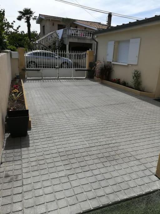 Studio D'Hotes Climatise Floirac  Bagian luar foto