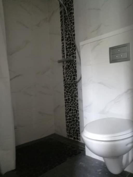 Studio D'Hotes Climatise Floirac  Bagian luar foto